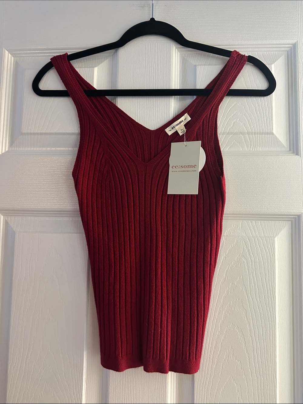 eesome Ribbed V-Neck Knit Tank - Wine Red